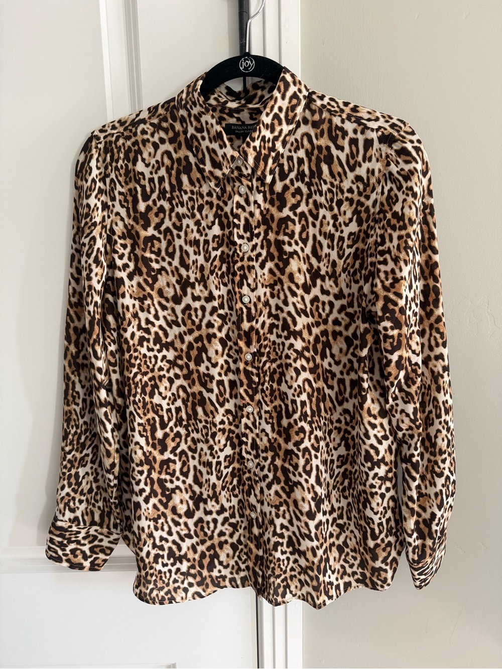 Banana Republic Dillon Classic Fit Leopard Print Button Down Blouse - Size M